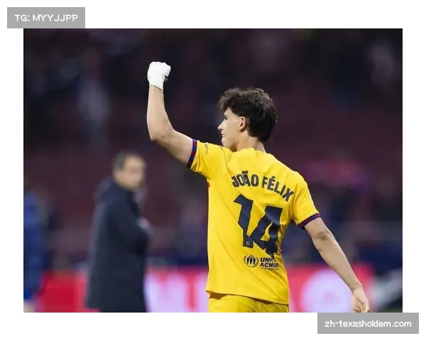 巴萨莱万多夫斯基打入制胜球,关键时刻展现射手本色 巴萨莱万多夫斯基打入制胜球,关键时刻展现射手本色